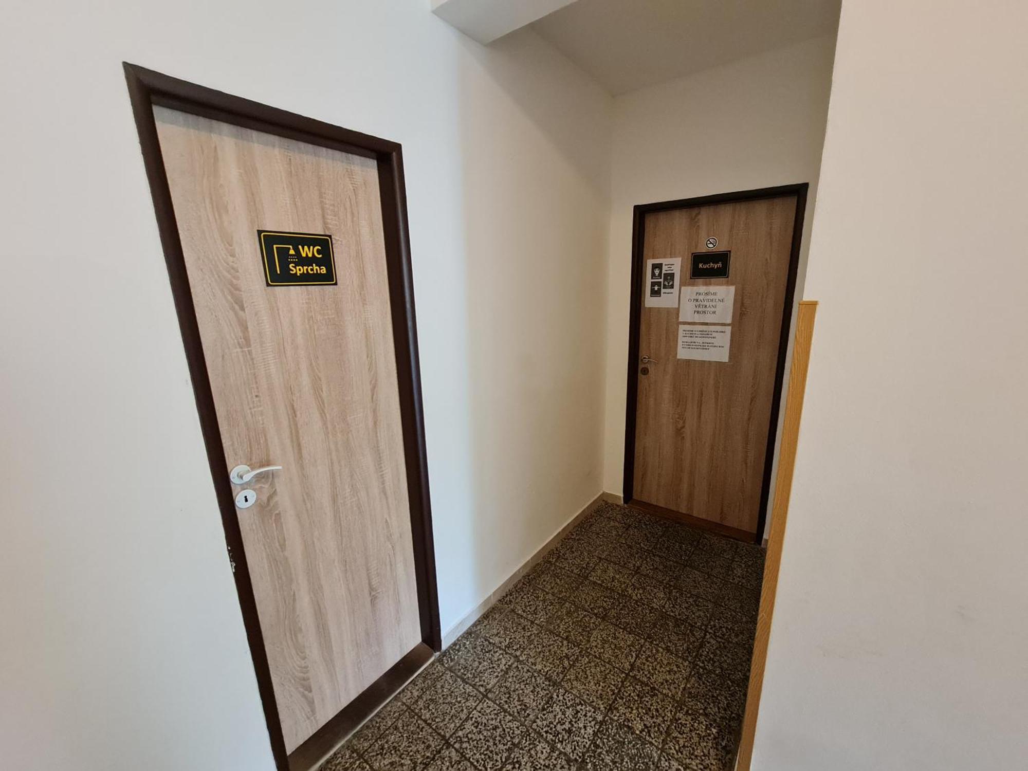 NIKA beds Hotel Pardubice Eksteriør billede